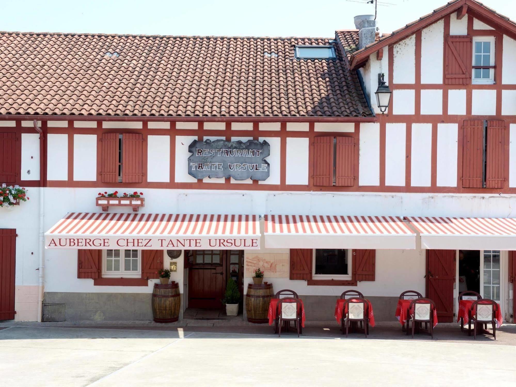 Auberge Chez Tante Ursule Cambo-les-Bains Esterno foto