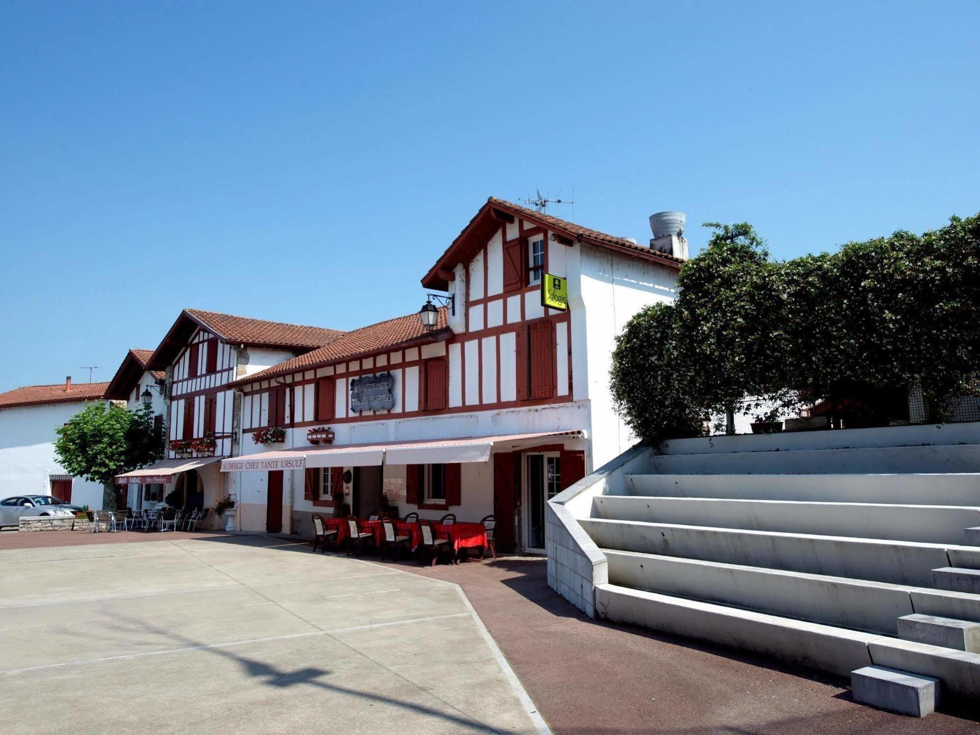 Auberge Chez Tante Ursule Cambo-les-Bains Esterno foto